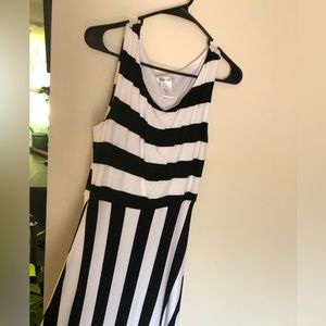 Black & White maxi dress